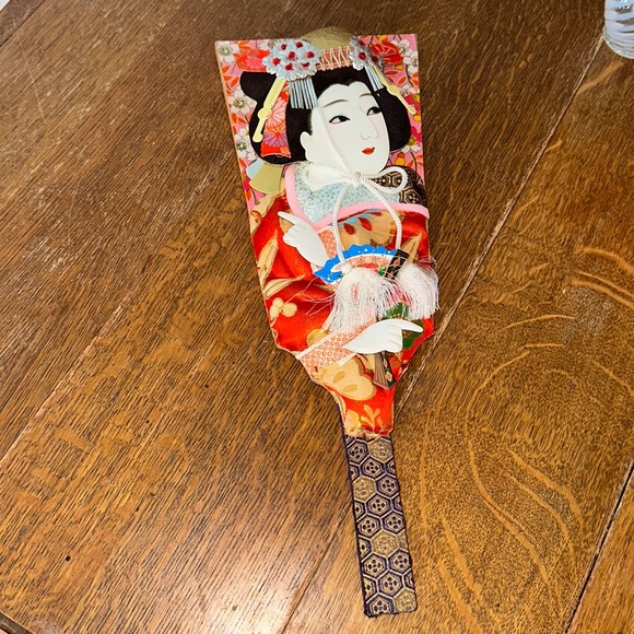 Vintage 1970's Japanese Decorative Geisha Motive Hagoita Paddle - Picture 1 of 6